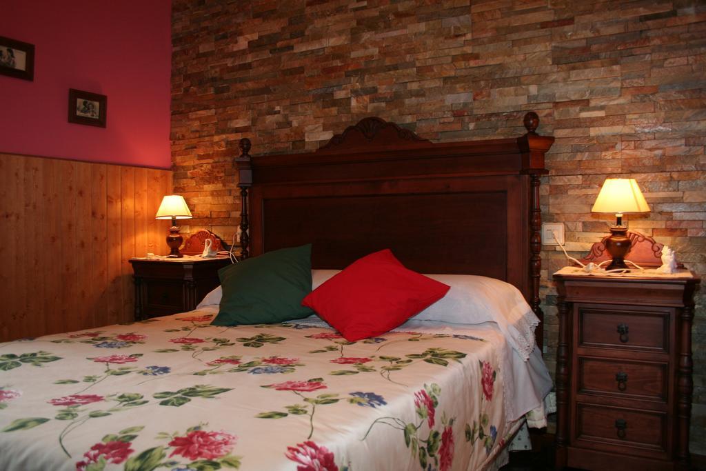 Apartamentos Rurales El Ferreiron 卡斯特罗波尔 外观 照片