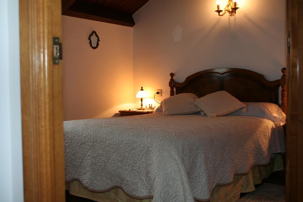 Apartamentos Rurales El Ferreiron 卡斯特罗波尔 外观 照片