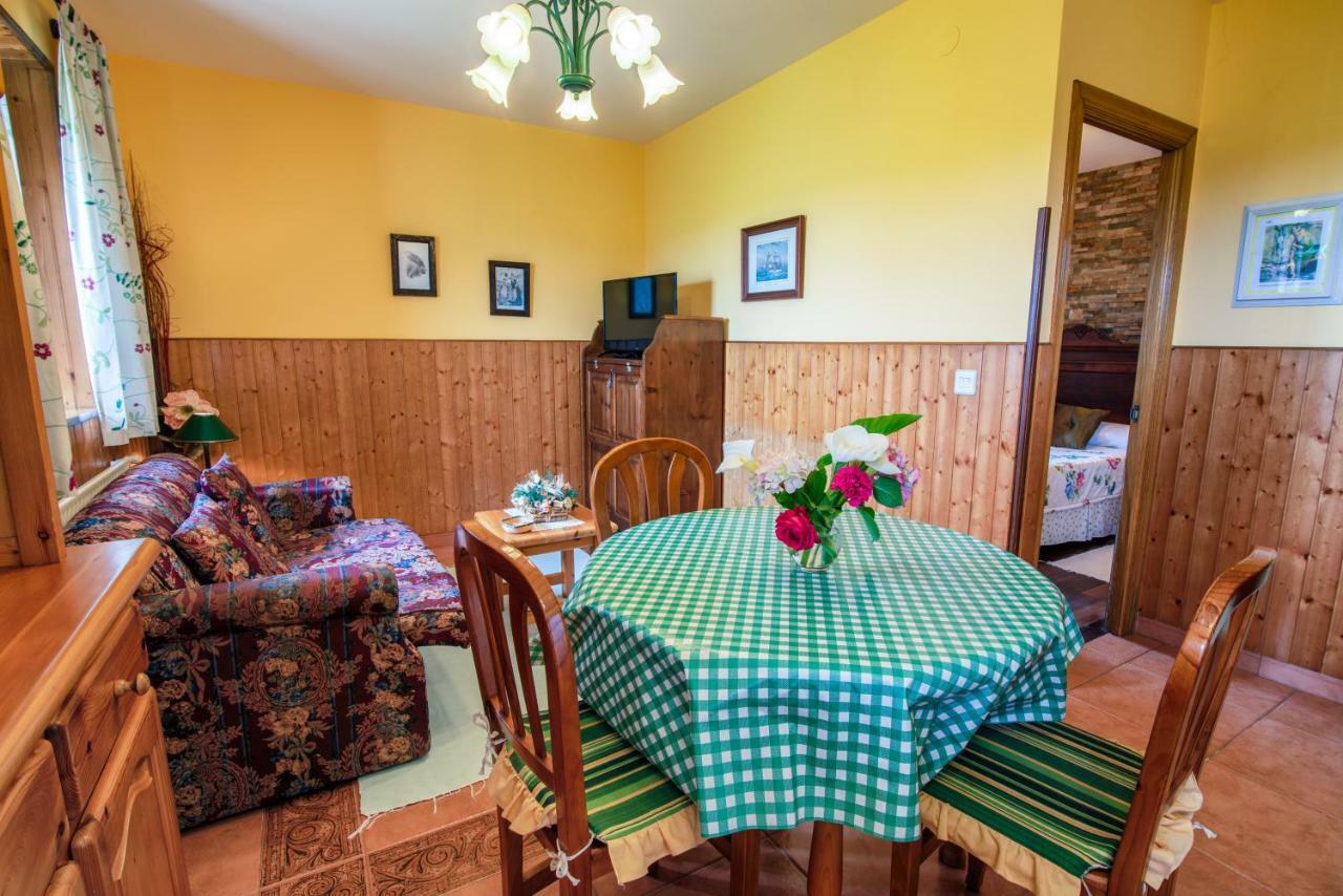 Apartamentos Rurales El Ferreiron 卡斯特罗波尔 外观 照片