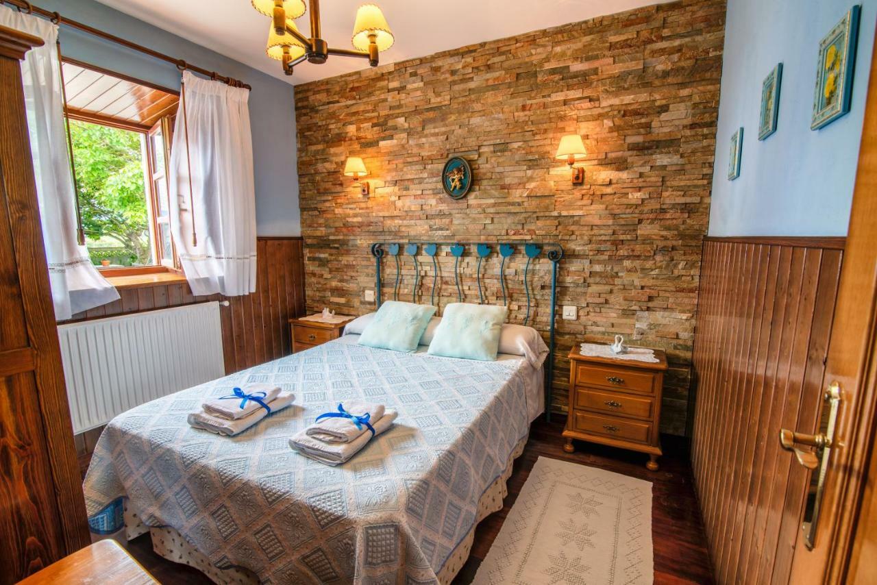 Apartamentos Rurales El Ferreiron 卡斯特罗波尔 外观 照片